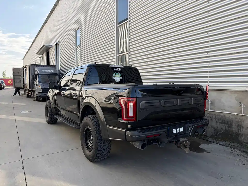 Ford F-150 Raptor — миниатюра 6