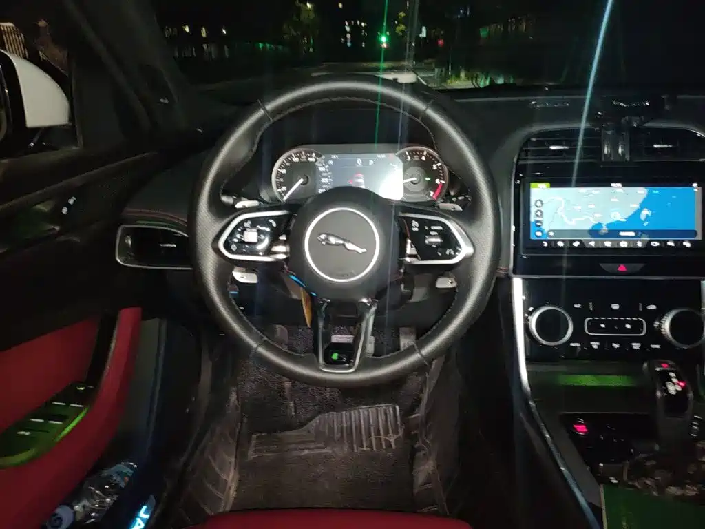 Jaguar XEL — миниатюра 11