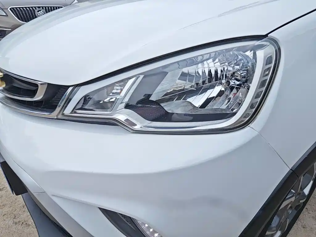 Geely Vision X1 — миниатюра 24