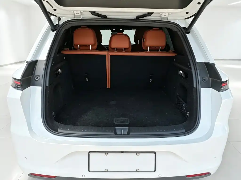 Li Auto Li L6 — миниатюра 8