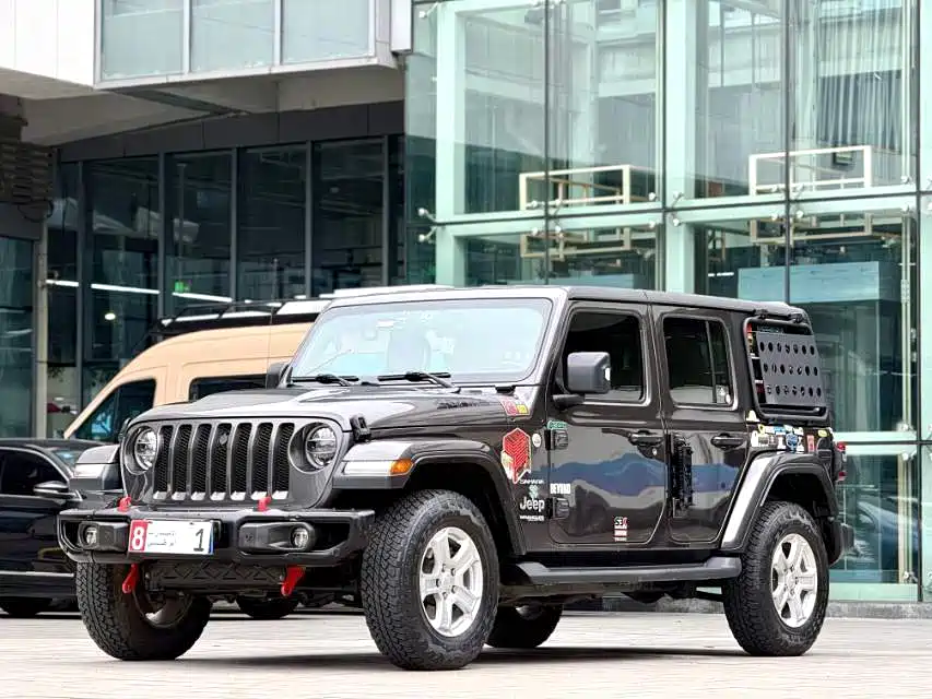 Купить Jeep Wrangler