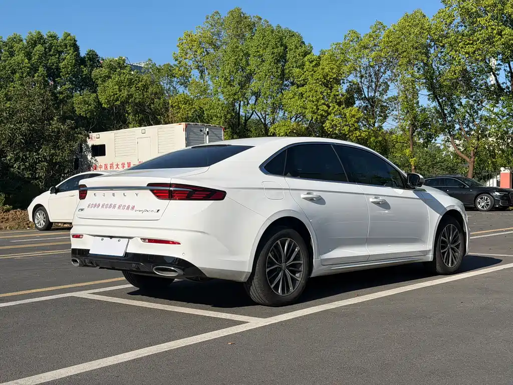 Geely Xingrui — миниатюра 11