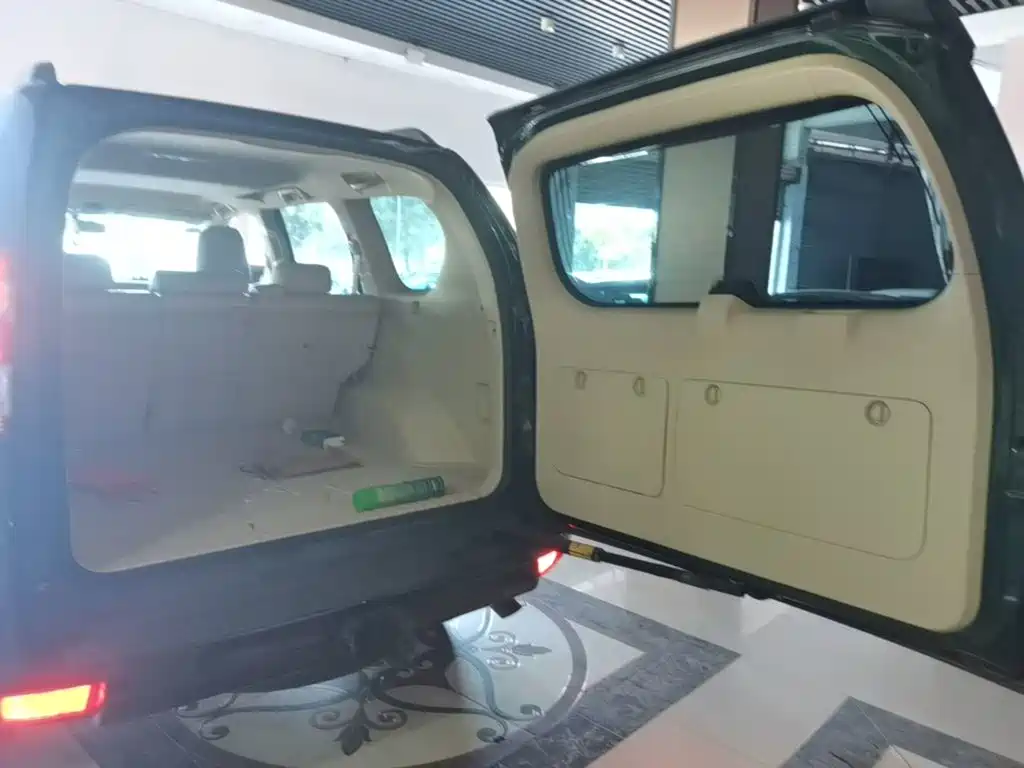 Toyota Prado — миниатюра 19