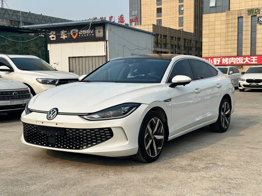 Купить Volkswagen Lamando