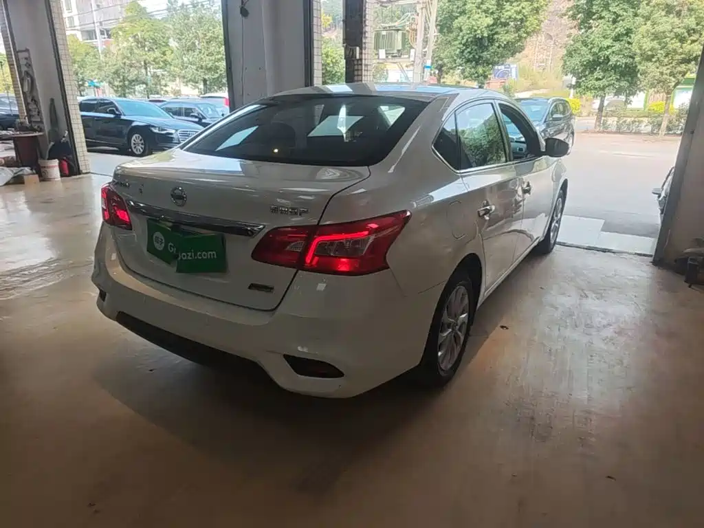 Nissan Sylphy — миниатюра 7