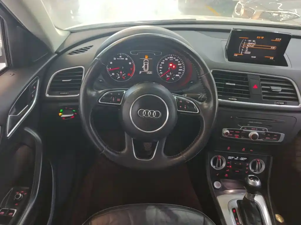 Audi Q3 — миниатюра 11
