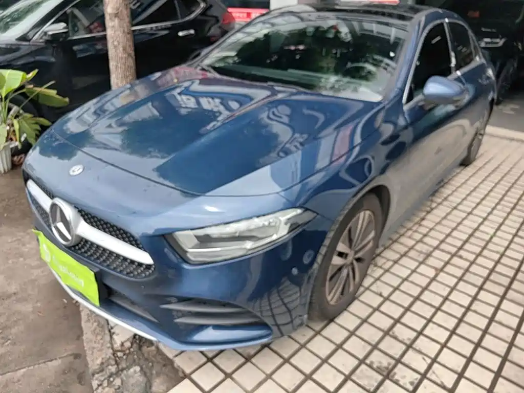 Mercedes-Benz A-Class — миниатюра 2