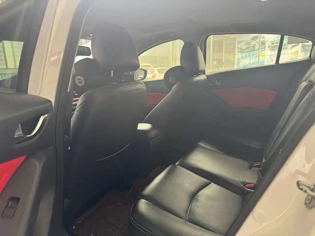 Mazda 3 Axela — миниатюра 6