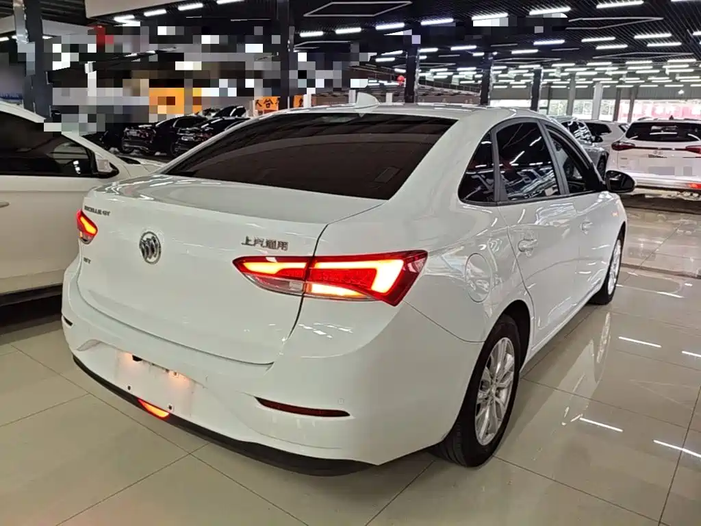 Buick Excelle — миниатюра 7