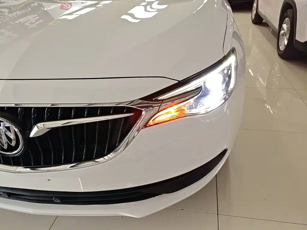 Buick Excelle — миниатюра 24
