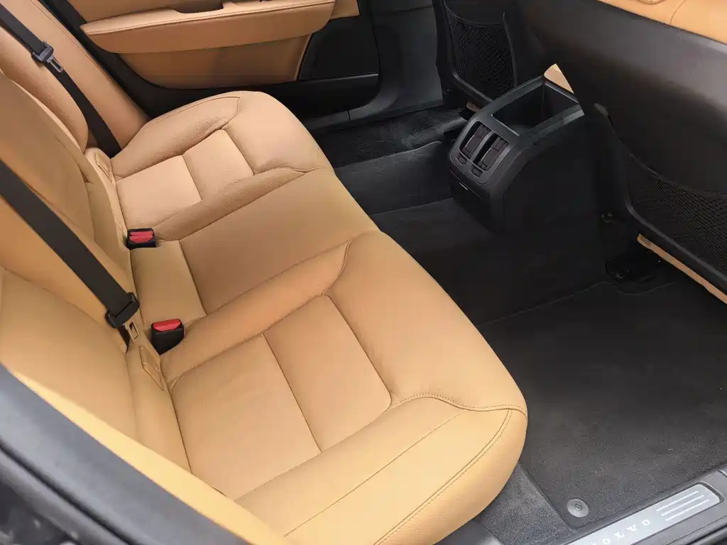 Volvo S90 — миниатюра 15