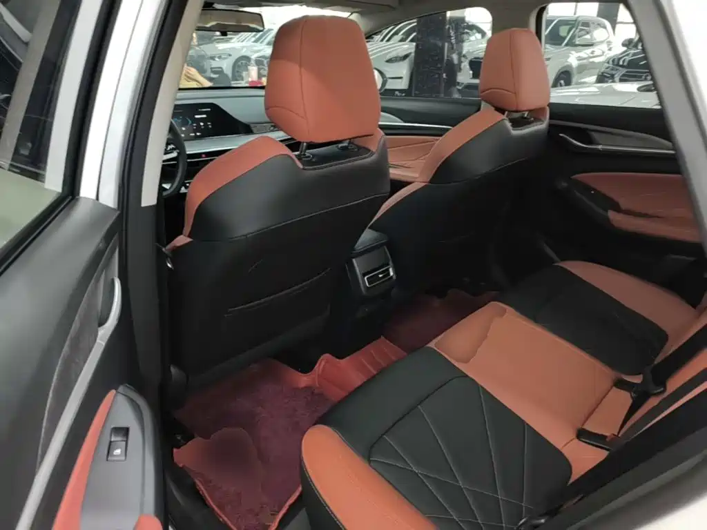 Changan Eado — миниатюра 17