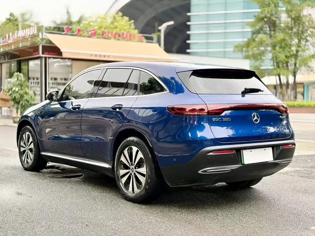 Mercedes-Benz EQC — миниатюра 5