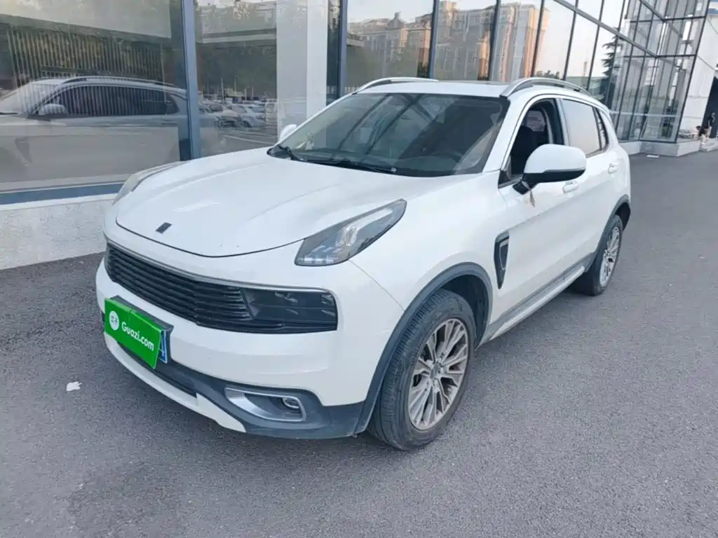 Lynk & Co 01 — миниатюра 2