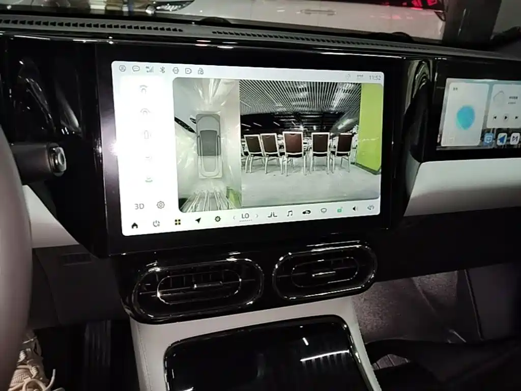 Leapmotor Leapmotor C01 — миниатюра 13