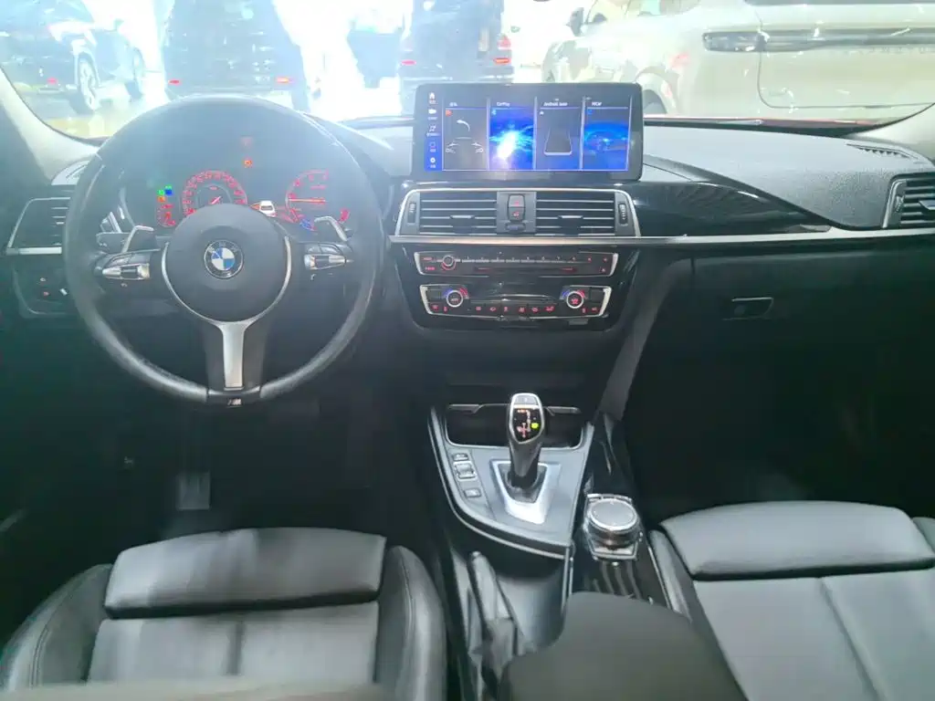 BMW 3 Series — миниатюра 10