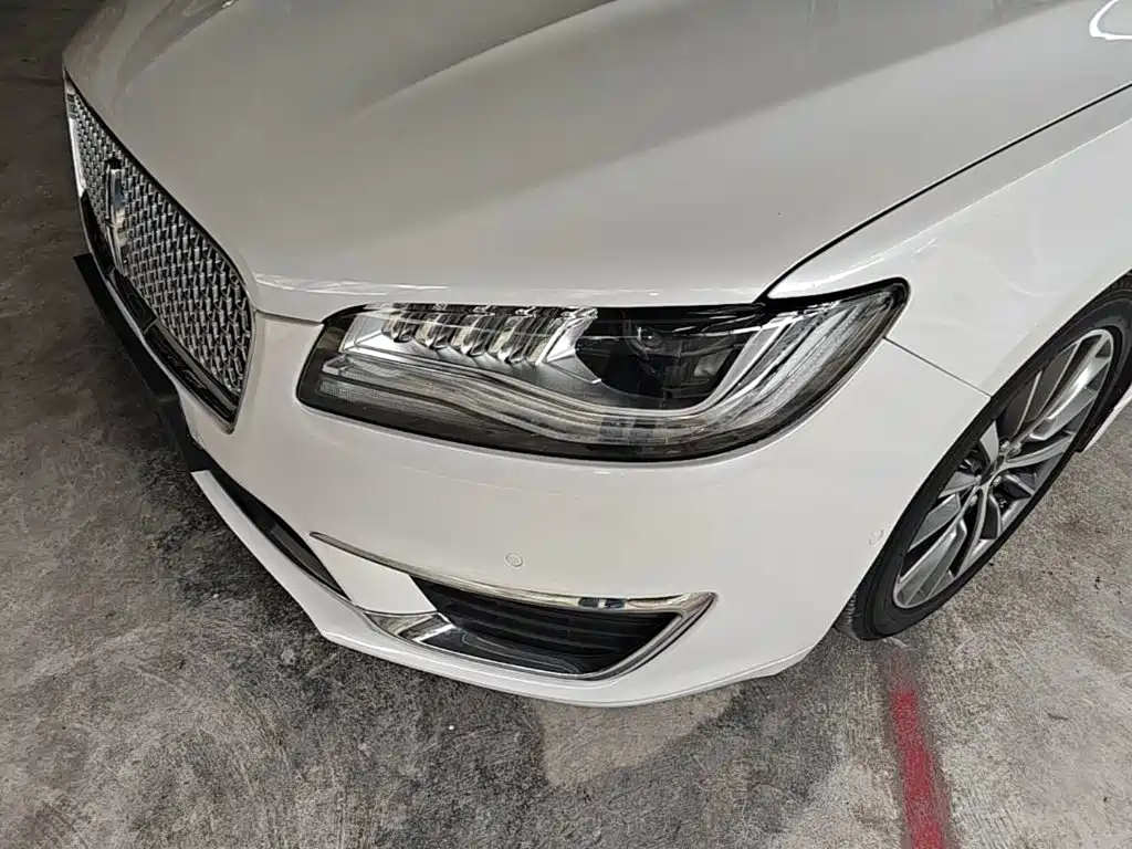 Lincoln MKZ — миниатюра 24