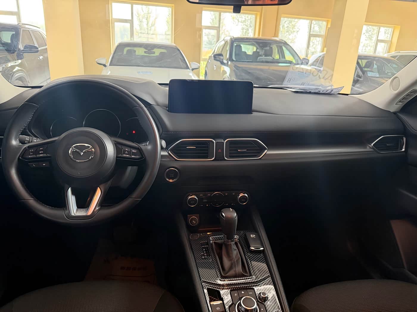 Mazda CX-5 2.0 л 2023 г. Белый, пробег 41000 км