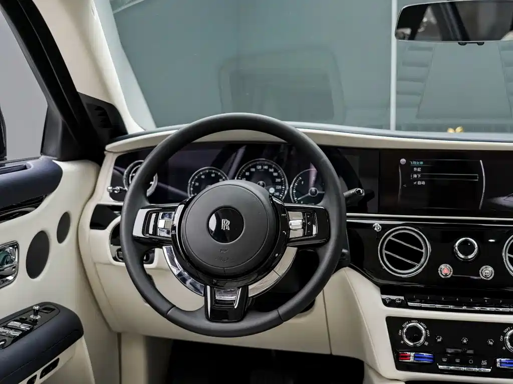 Rolls-Royce Ghost — миниатюра 19