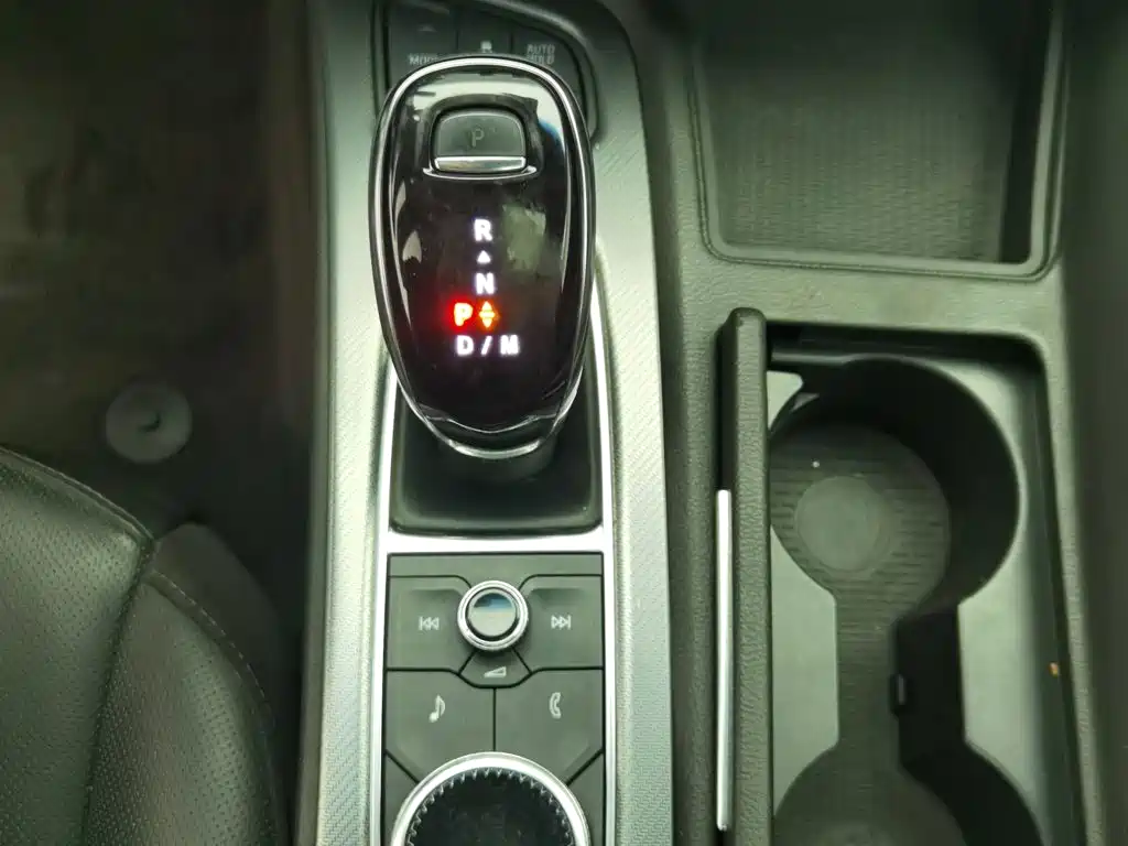 Cadillac CT5 — миниатюра 13