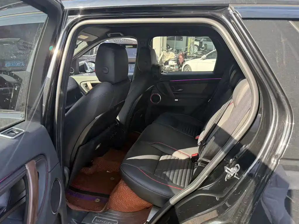 Land Rover Discovery Sport — миниатюра 6