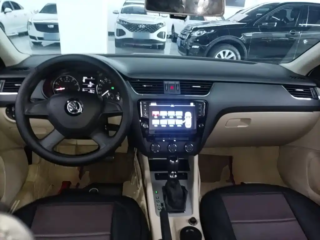 Skoda Octavia — миниатюра 10