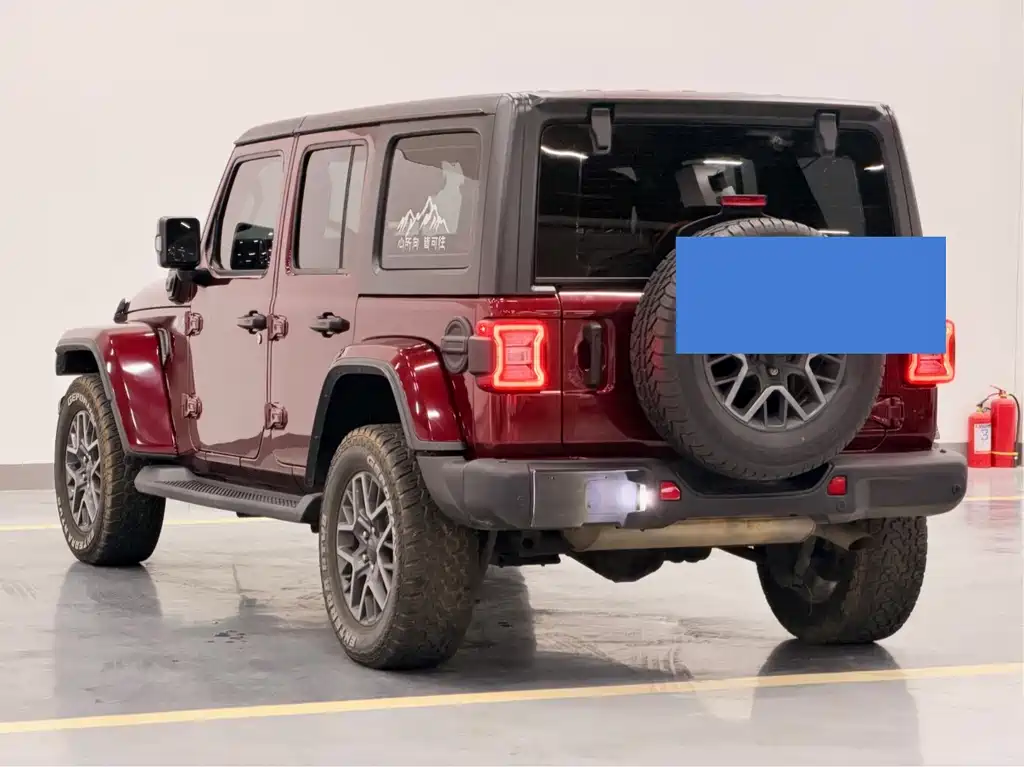 Jeep Wrangler PHEV — миниатюра 7