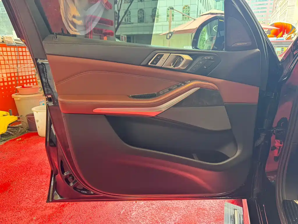 BMW X7 — миниатюра 7