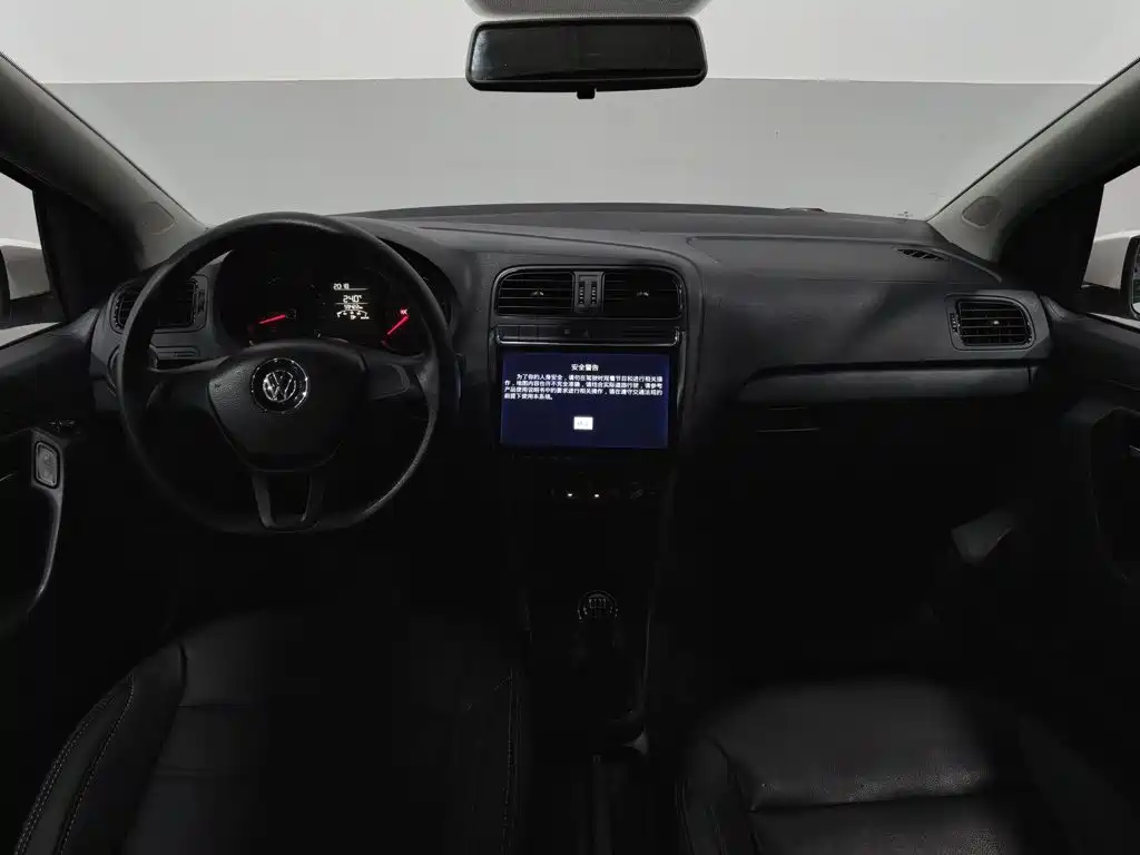Volkswagen Polo — миниатюра 5
