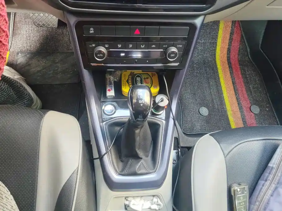 Volkswagen T-Cross — миниатюра 16