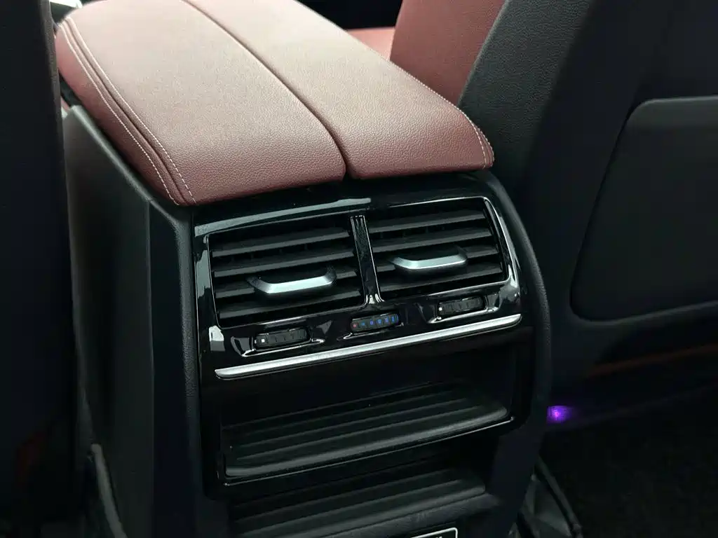 Mercedes-Benz EQE — миниатюра 18