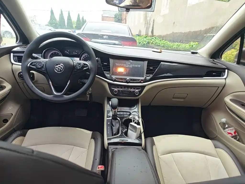 Buick Verano — миниатюра 10