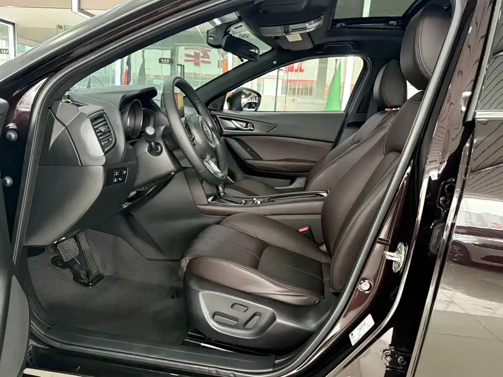 Mazda CX-4 — миниатюра 7