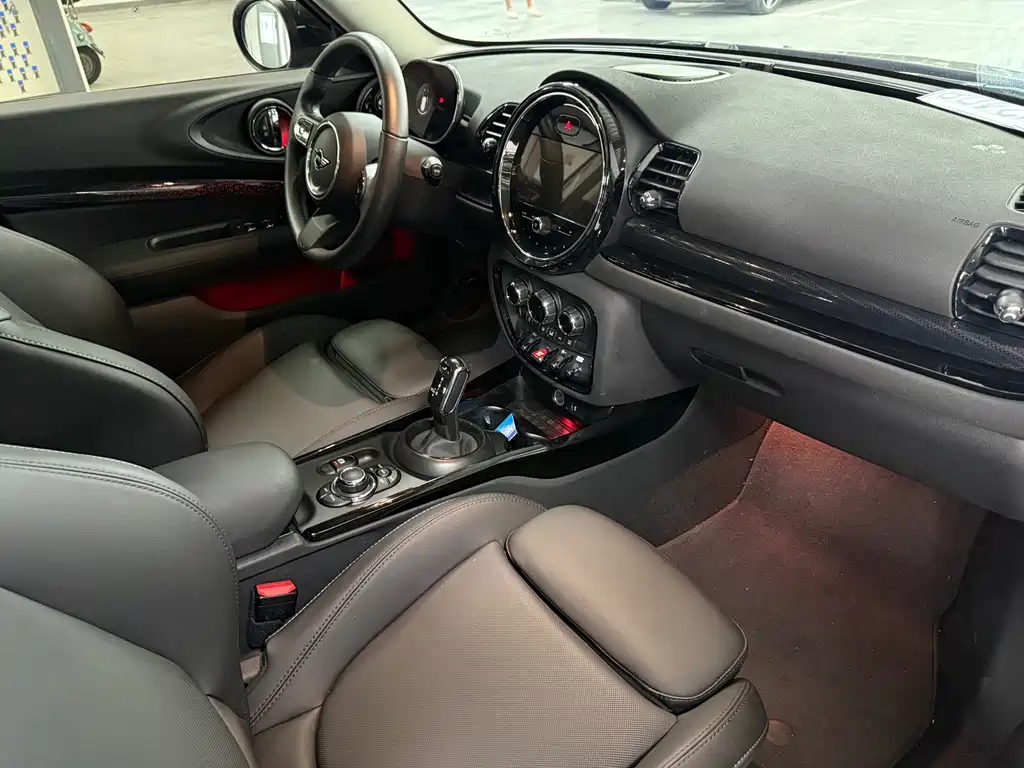 MINI Mini Clubman — миниатюра 7