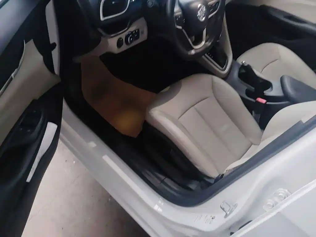 Buick Excelle — миниатюра 16