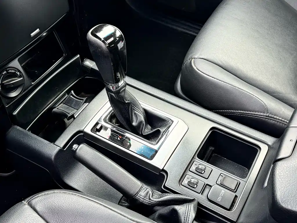Toyota Prado — миниатюра 12