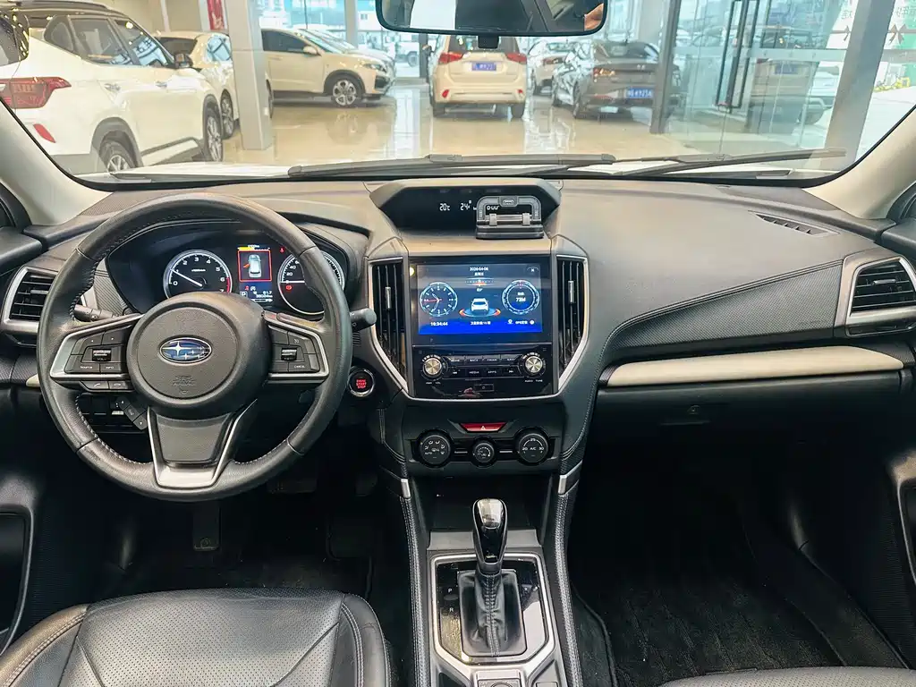 Subaru Forester 2021 2.0i Luxury