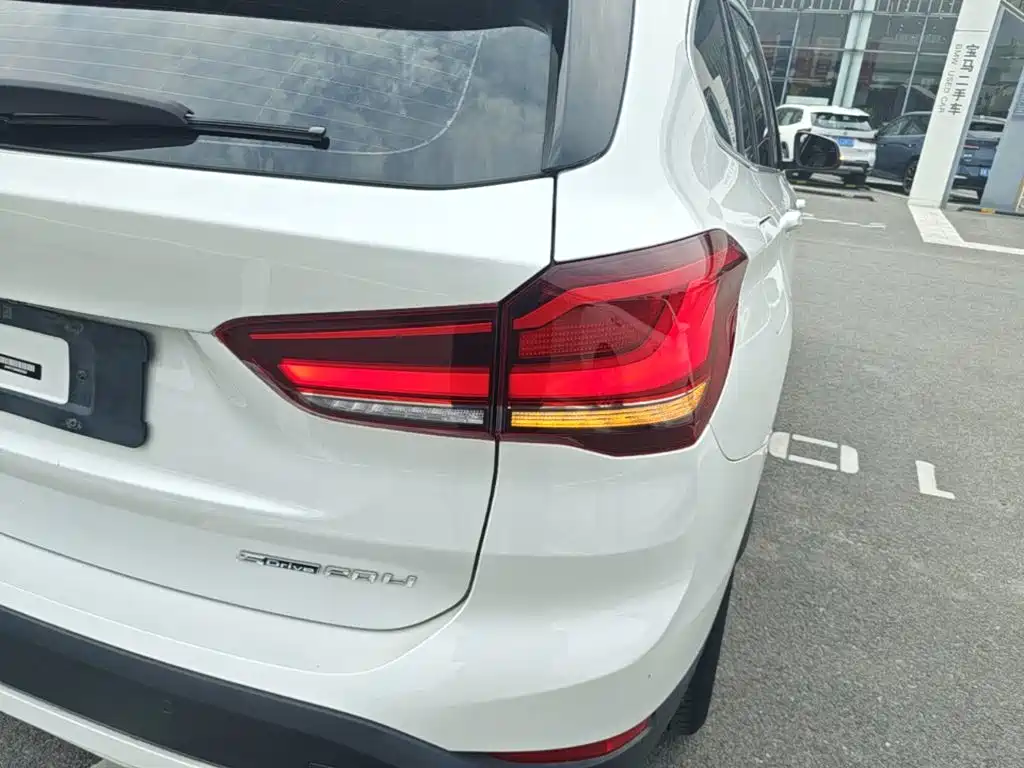 BMW X1 — миниатюра 8