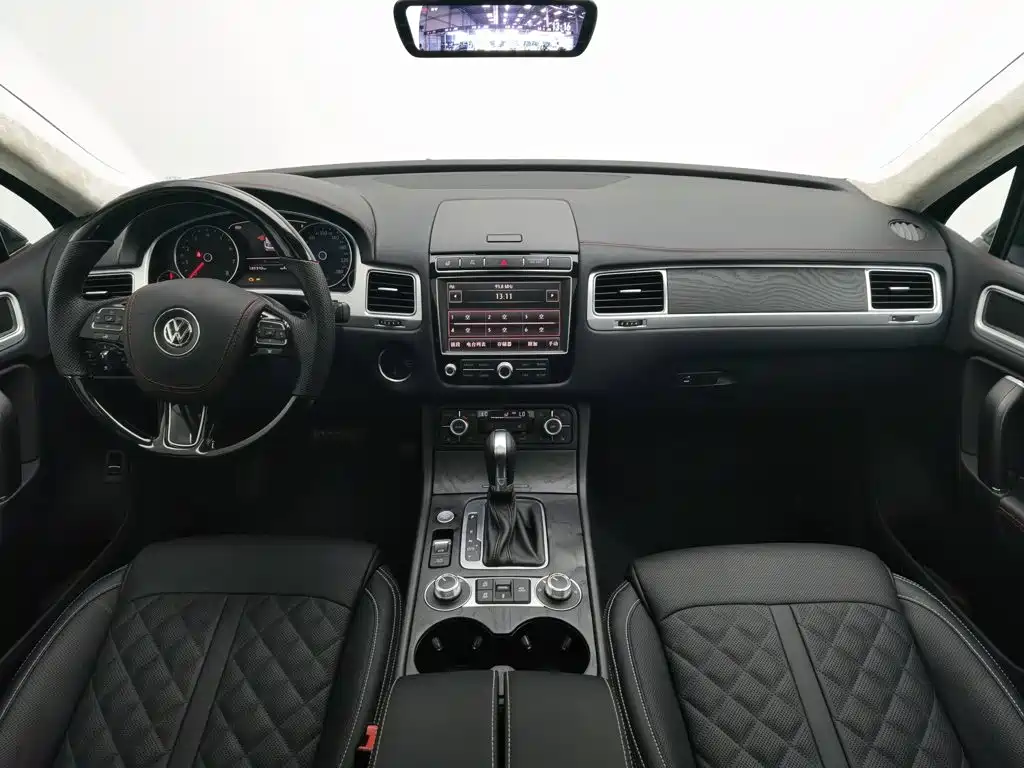 Volkswagen Touareg — миниатюра 5