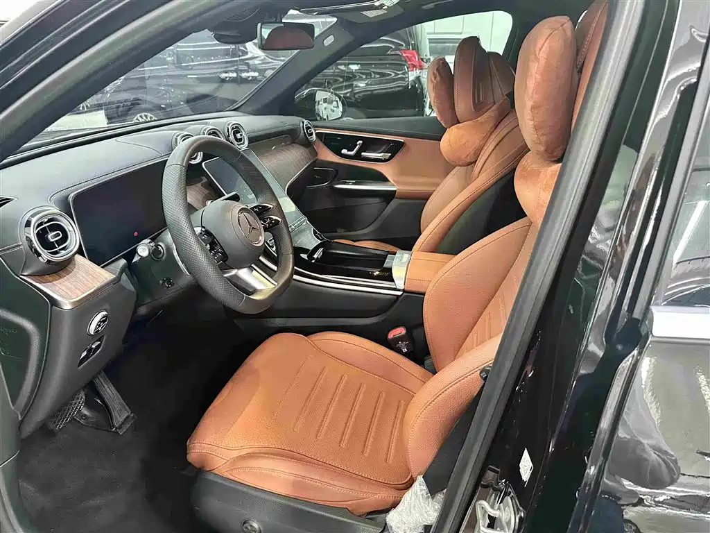 Mercedes-Benz GLC — миниатюра 10