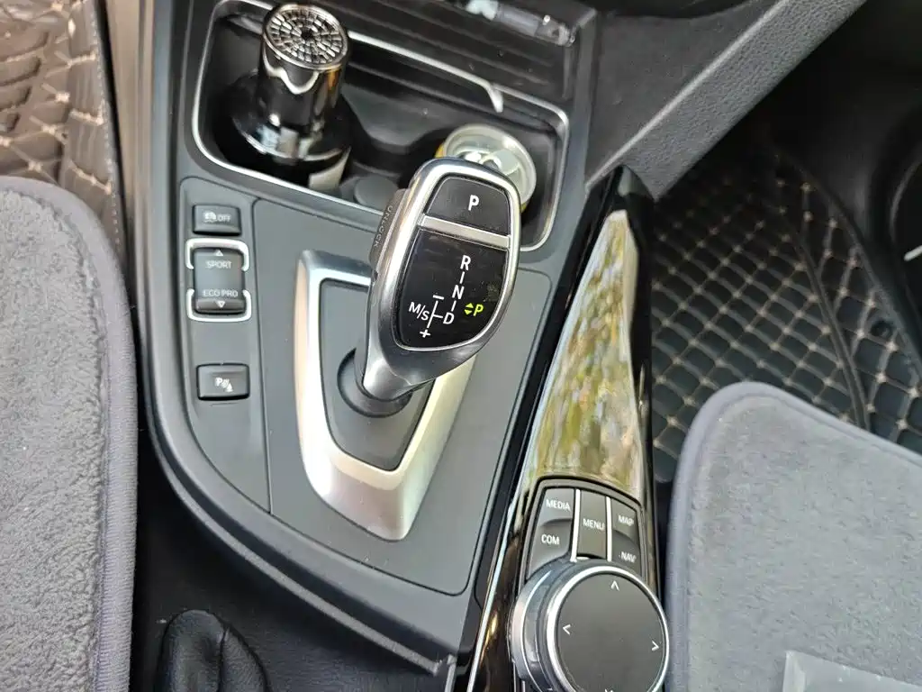 BMW 3 Series — миниатюра 15