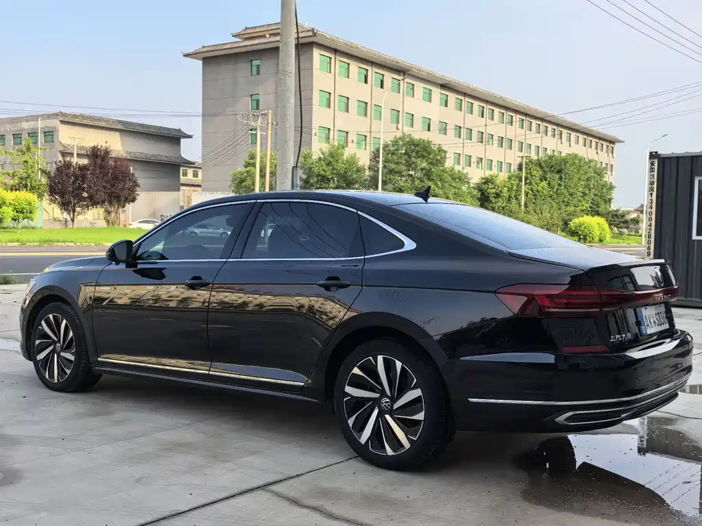 Volkswagen Passat — миниатюра 4