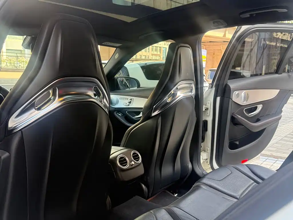 Mercedes-Benz C-Class AMG — миниатюра 8