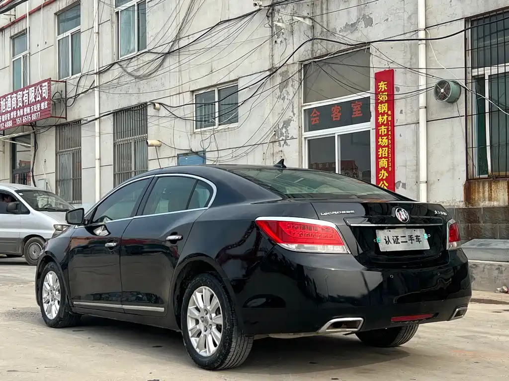 Buick LaCrosse — миниатюра 6