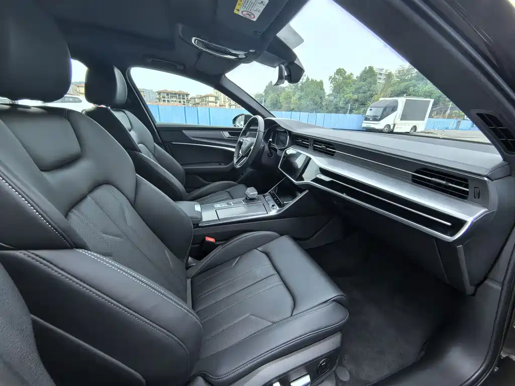 Audi A6L — миниатюра 6