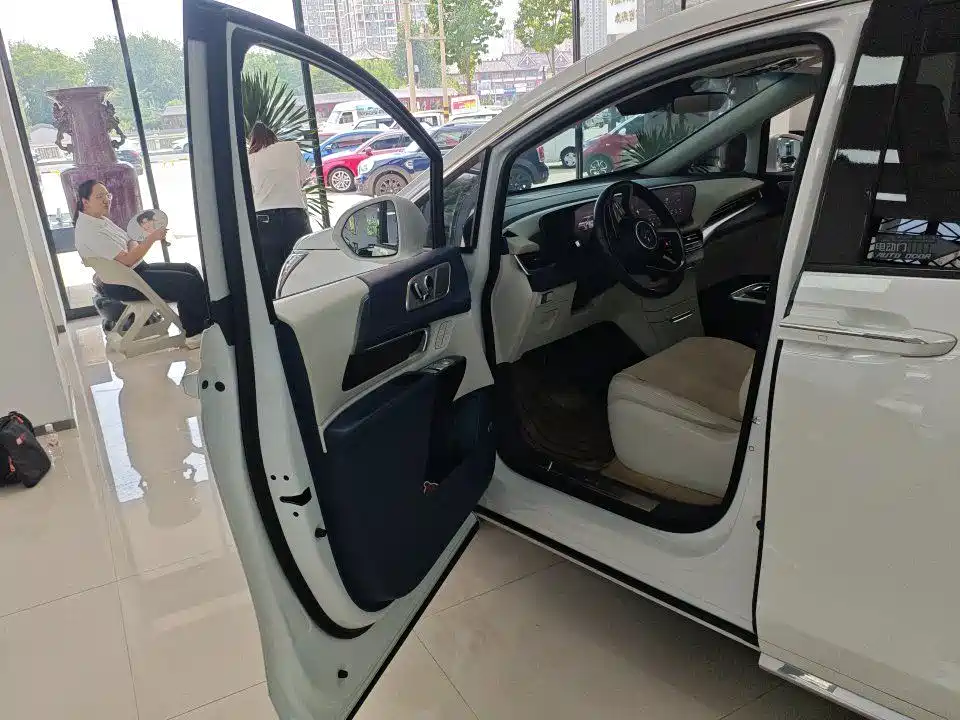 Buick Century — миниатюра 5