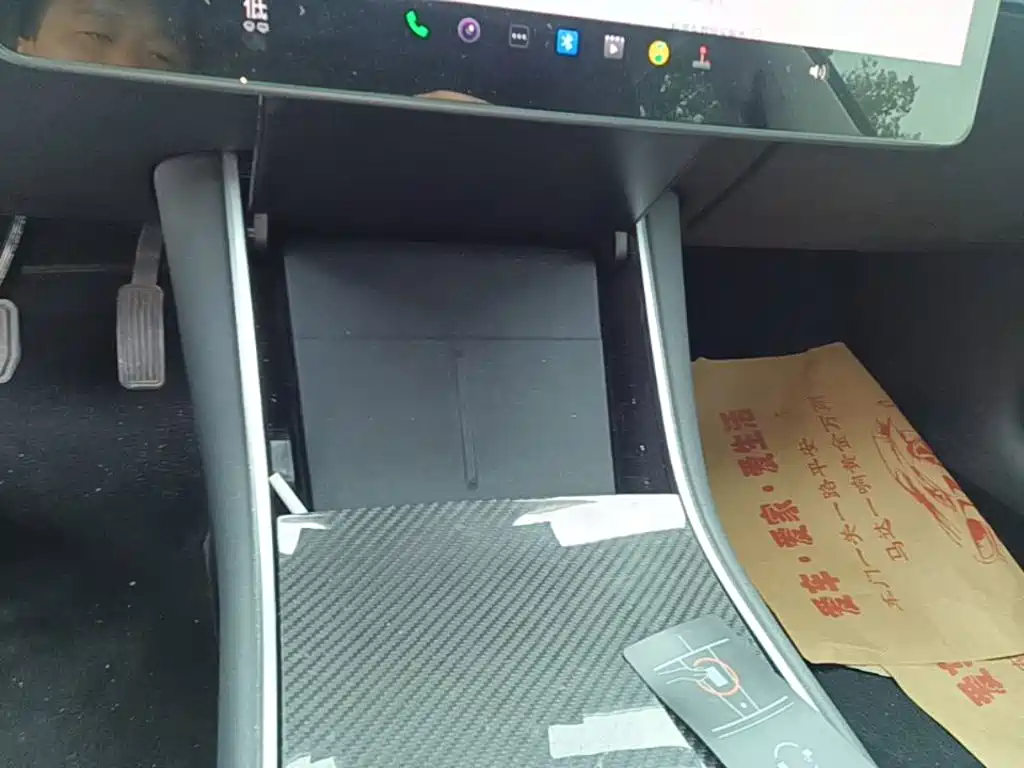 Tesla Model 3 — миниатюра 14