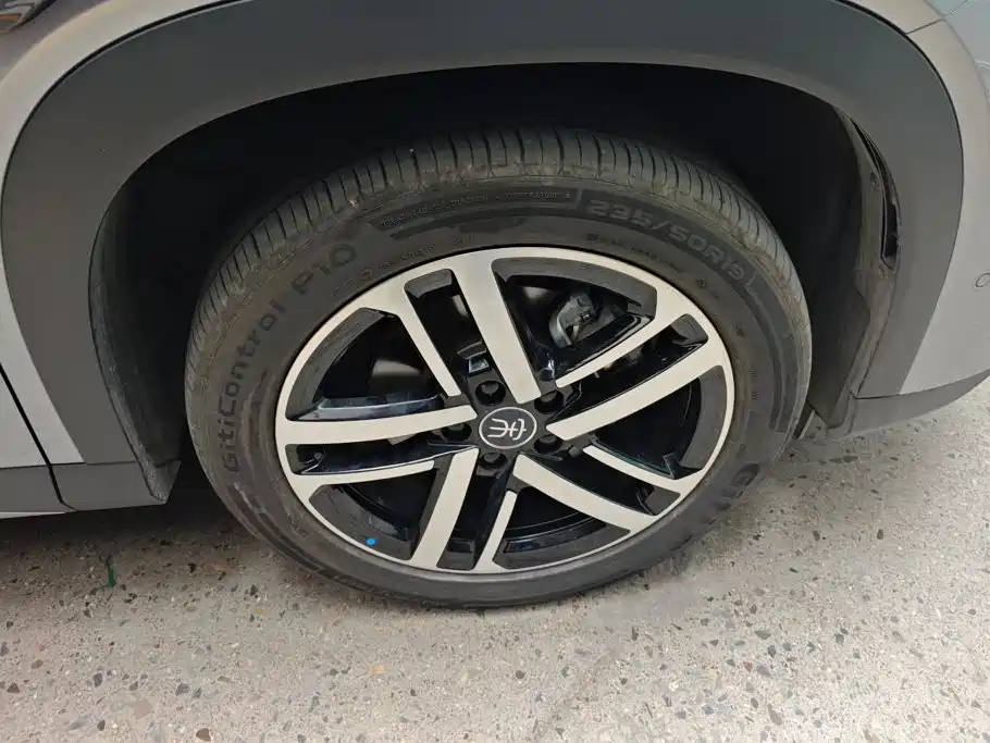 BYD L DM-i — миниатюра 6