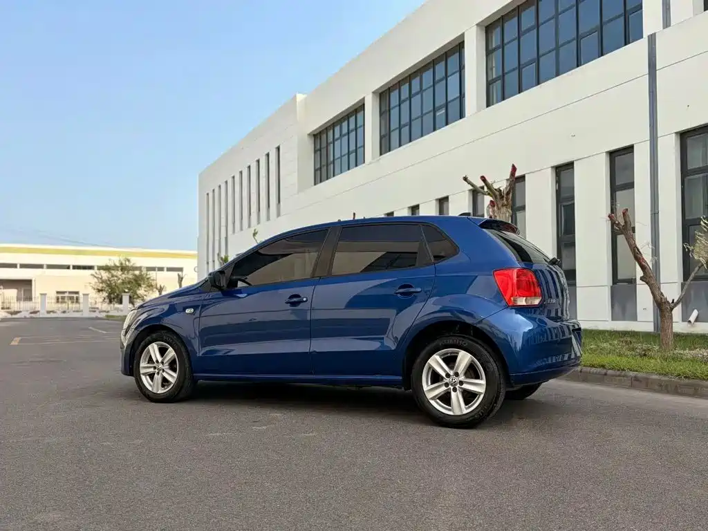 Volkswagen Polo — миниатюра 3