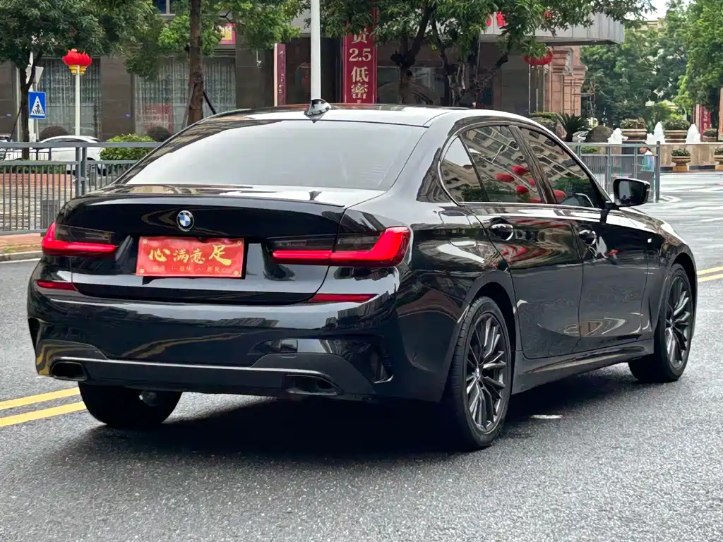 BMW 3 Series — миниатюра 4